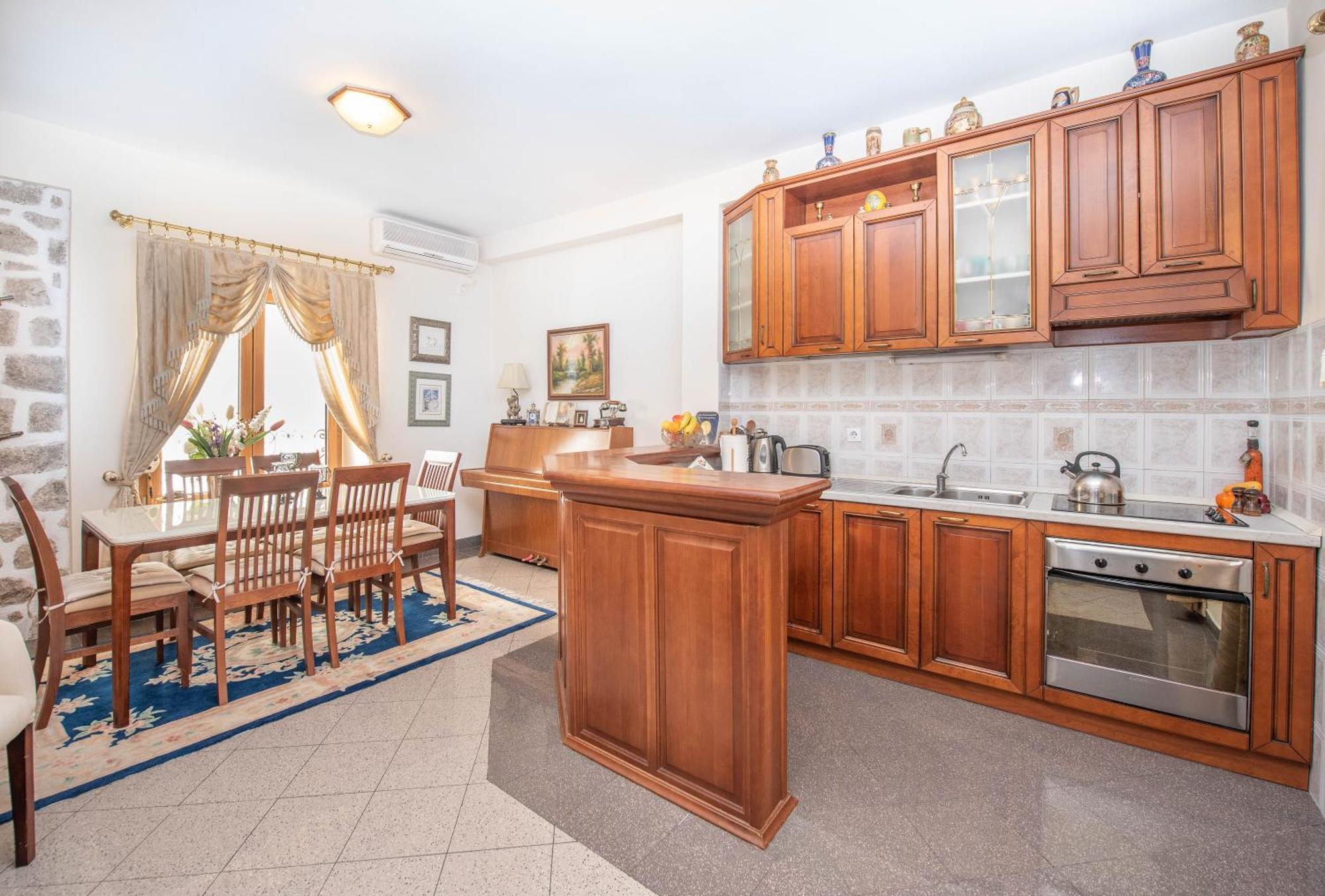 S&P City Center Apartments 코토르 외부 사진